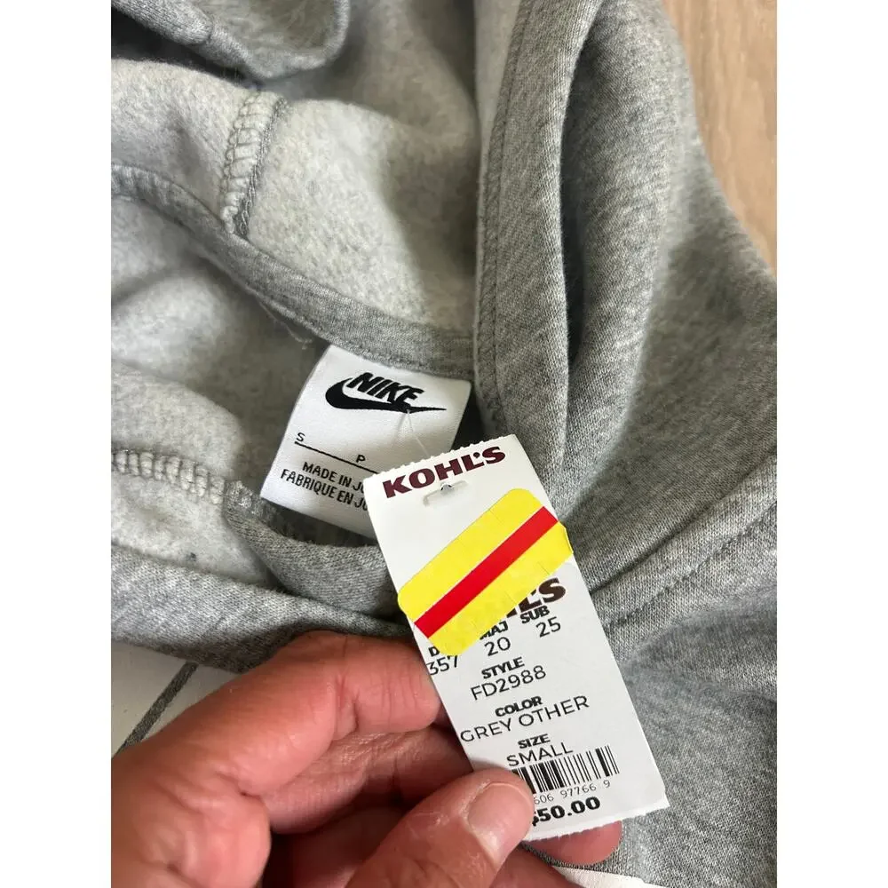 Nike Sportswear Club Fleece Pullover Sweatshirt Gray NWT Size Small